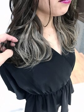 ヘアデザイン ゴドバン(Hair Design Gdobant) 【Gdobant】グレージュ インナーカラー