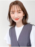 外ハネボブセクションカラーペールベージュグレージュ小顔