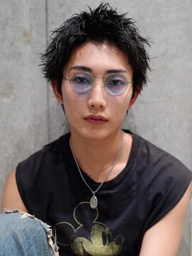 ライラ(Lyla) ネオザックスパイキーショート