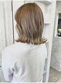 福山市Caaryブリーチハイトーンカラーミルクティーベージュ20代