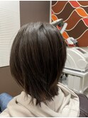 ミディアムボブ