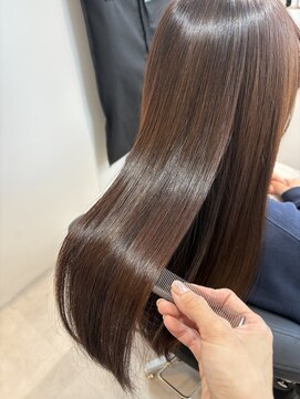 エミュスト(Emuest) ☆髪質改善　トリートメント