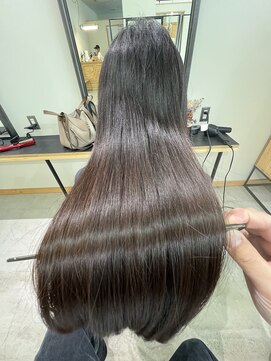 ラヴィエ(RAVIE) 【半田・髪質改善】縮毛矯正/トリートメント/マンツーマン