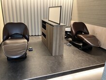 【極上の休息×頭浸浴】フルフラットで味わう新感覚の癒やし。静謐な空間で髪と心の疲れを芯からリセット