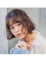 ニチカ(NYCHIKA)&nbsp;30代40代におすすめ｜大人のラフパーマボブ