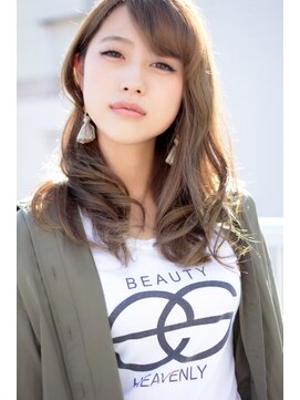 ノイン(noine) [noine : saito] 　秋の大人の「ゆるカール」in noine