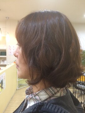 サンローズ(SUN ROSE) ゆるふわミディアムボブスタイル