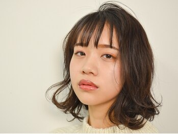 アッカ(acca)の写真/「今っぽい」質感のヘアデザインを、最小限のダメージのみでかける「コスメパーマ」で手に入れよう