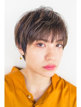 ピズム(PISM) 小顔ラウンドマッシュショート/ミルクチョコレート/斜めバング