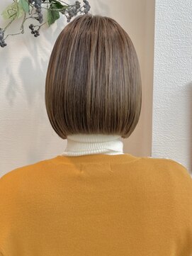 ロンドアベニール 北千住(Lond avenir) ミルクティーベージュボブ　田邉澪