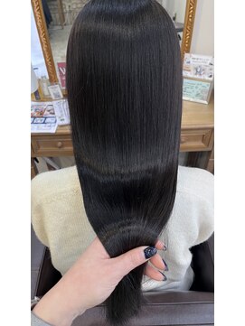 シェノン 西梅田(CHAINON) グレーベージュ/レイヤーロング/黒髪/前髪パーマ