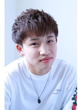 ソイクフ 四条大宮店(SOY-KUFU) MEN'SHAIR束感ショートアッシュブラック波巻きマッシュパーマ