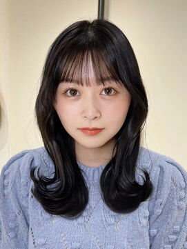 ティア(Tia.) (韓国風/くびれヘア/縮毛矯正/前髪/韓国レイヤー/小顔)
