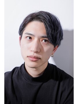 ラヴィニュースタンダードバーバーハナレ 新宿(LAVIE) センターパートMEN'S HAIR マッシュパーマ  アッシュブラック