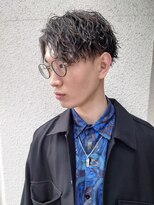 シザーズ(scissors)&nbsp;前下がり縦落ちスパイラル×マッシュスタイル