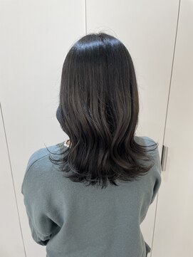 エムタニグチミュー(MTANIGUCHI Mieux) オリーブベージュ/外はね/透明感カラー/顔周りカット/小顔