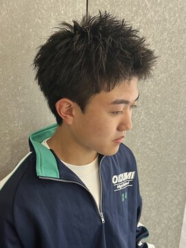ニアウ 太田店(Niau) メンスパイキーショートツンツンスタイル束感重視ツイストパーマ