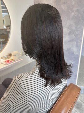 カノエ 福岡香椎店(canoe) 外ハネミディアム 顔周りカット 小顔カット アッシュカラー