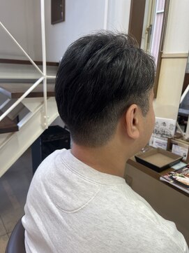 コアフィールフィス(COIFFURE fils) 《見附 今町》大人メンズ アップバングツーブロ