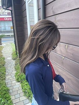 ボンド 新鎌ヶ谷店(BOND) 上品なハイライトで大人可愛く魅せる☆