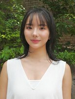 ランプ 代官山(the lamp)&nbsp;前髪ありミディアムウルフレイヤーと透明感アッシュブラック