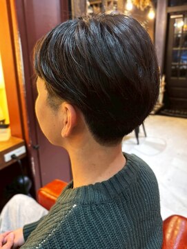アンティカザサロン(antiqua THE SALON) マッシュショート ツーブロック ビジネスヘア メンズカット 20代