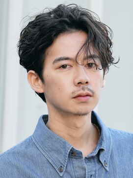 レタッチバイフィフス(RETOUCH by fifth) 原宿メンズパーマルーズパーマシャドウパーマセンターパート緩め