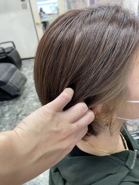 ケイ美容室 インナーカラー アッシュベージュ