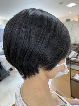 ヘアー グリース(hair GREASE) 襟足スッキリショート