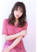 アッシュブラウンの大人かわいいブランジュ小顔くびれセミディ