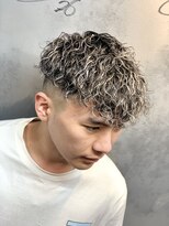 ワールドシップコウベ(WORLD SHIP KOBE)&nbsp;ホワイトメッシュ×プードルパーマ