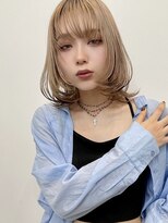 トルネード(TORNADO) シルキーベージュ トリプルカラー フェイスレイヤーボブ t723