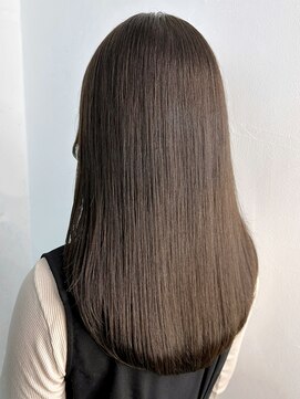 アイティーバイアルバム 松戸店(IT by ALBUM) 髪質改善ブラウン_斜めバンググレージュカラー_ba422251