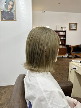 ユラギフロムユイマァル 水島店(YURAGI from YUIMARL) オリーブマシマシベージュカラー×外ハネボブ