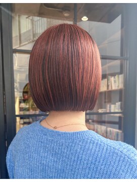 ニイ(nii.) ボブにデザインカラー
