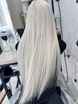 ロウル 渋谷(LOWRL)&nbsp;ホワイトロング/ブリーチ/エクステ