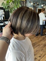 ロイズ ヘアデザイン アンド スパ(LOES)&nbsp;白髪ぼかしハイライト×ベージュカラー