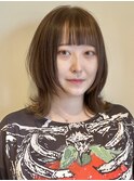 透明感オリーブベージュ×ウルフレイヤーカット