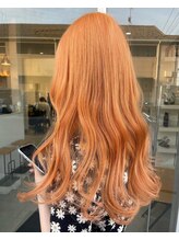 ペールオレンジ