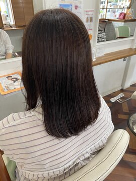 ヘアーアンドメイクアップモパ ミディアム