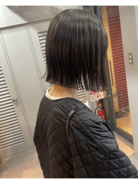 レブ 三条河原町(Reb,) 切りっぱなしボブロブタッセルボブ透明感カラー