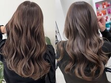 白髪にお悩みの方に肌馴染みの良いベージュのデザインハイライト。白髪ぼかしにもおすすめ◎［ハイライト］