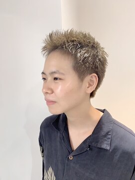 美容室 ツリー(Tree) レディーススパイキーショート