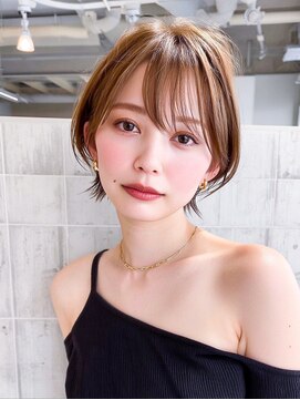 ミー 岡崎(mii) 抜け感ショートボブ