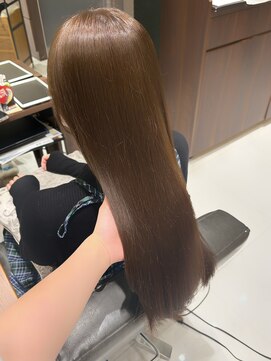 フォルテロゼ 横浜(FORTE rose) ブリーチなしでも明るく可愛い!透明感オリーブベージュ