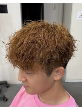 バース バイ ハピネス(BIRTH by happiness) ツイストスパイラルパーマ