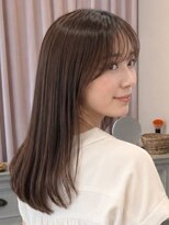 フラワーズ(Flowers)&nbsp;アッシュオリーブ 顔周りカット 髪質改善ストレート 艶髪 30代