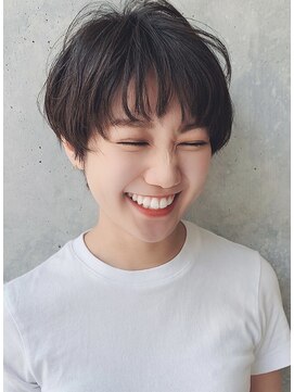 ギミック 自由が丘(gimmick) 大人かわいいマッシュショート/髪質改善カラー/アッシュ