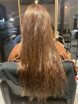 ファラヘアー(fara hair) 使いこなせ無いトリートメントに価値は無い。