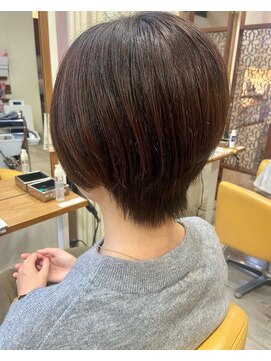 ヘアーリーフ(Hair Leafy) ショートボブ/ショートヘア/前下がりショート/前下がりボブ